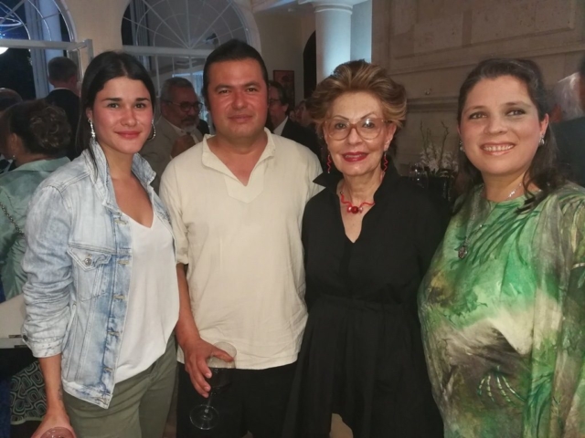 Regina Ponce, Andonay Navarro, Bonnie de García y Sandra Batidas.