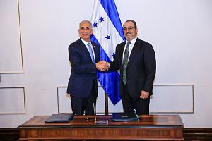 Gobierno del presidente Asfura y la CAF firman acuerdo de cooperación ...