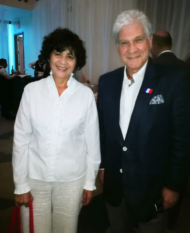Luz María Rivera, embajadora de Colombia y Juan José Castelli, embajador de Argentina.