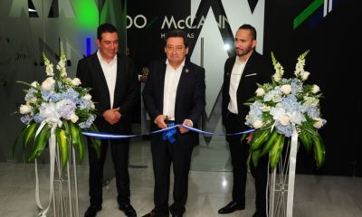 1. Realizaron el corte de cinta SPS, Marvin Duron, Paul Mejia y Mauricio Funes