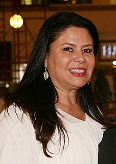 5 de octubre Gina Mendieta