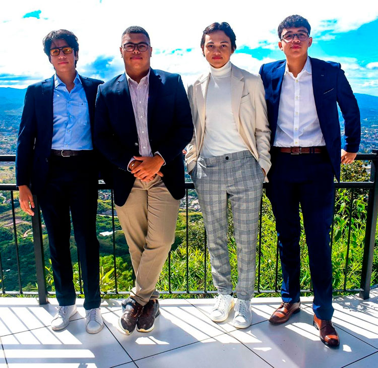 Mateo Velasco, Óscar Meza, Christopher Varela, Kevin Samayoa