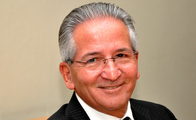 20 de abril Ricardo Maduro.