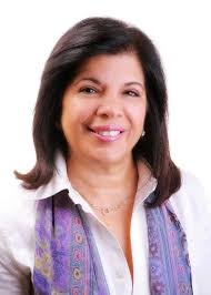 10 de agosto Juliette Handal de Castillo.